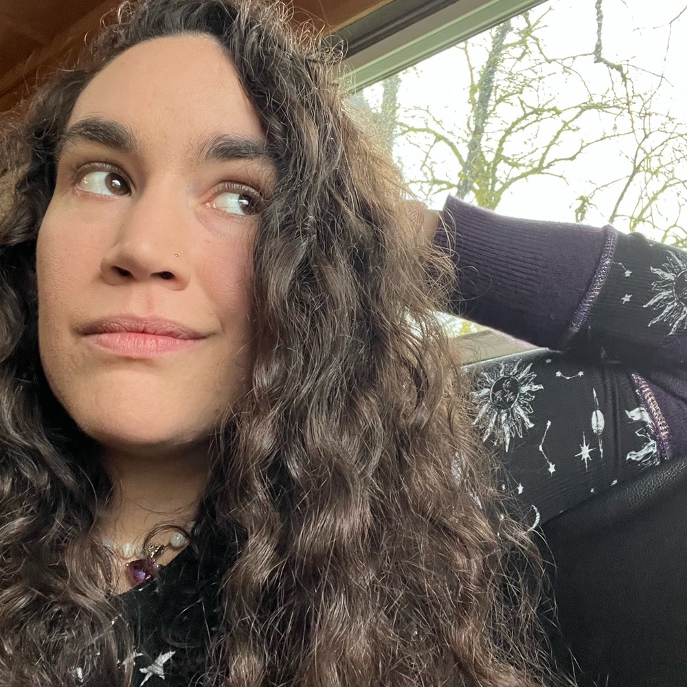 Meet your Posher, Sierra